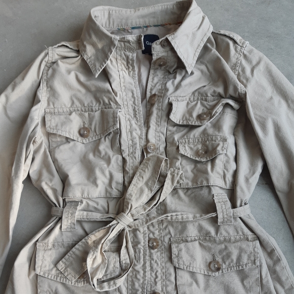 Utility jacket with belt - Picture 2 of 5